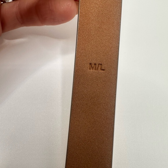 J.Crew Gold Snakeskin Skinny Belt M/L | Metallic Minimalist Belt | Classic - Picture 6 of 8